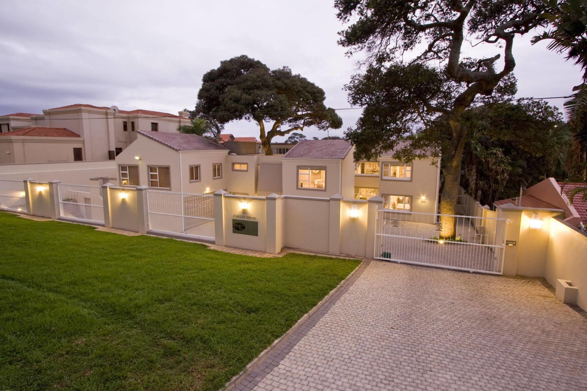 Forest Manor Boutique Guesthouse Umhlanga Rocks Kültér fotó
